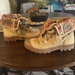 Women’s Rain Boots